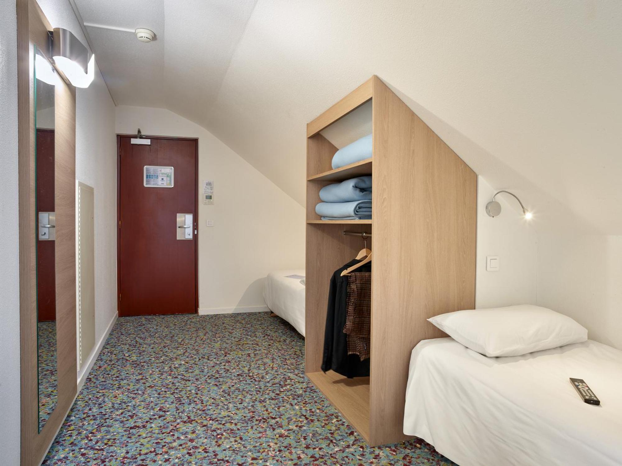 Hotel Revotel Nancy Centre Gare Et Congres Екстер'єр фото